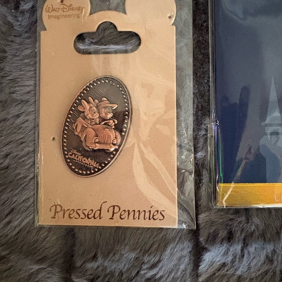 LOT of Disney collectible, pins press penny jumbo HM Mickey &  more! - Picture 2 of 8